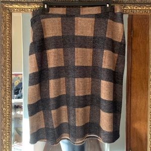 Women’s pencil skirt!